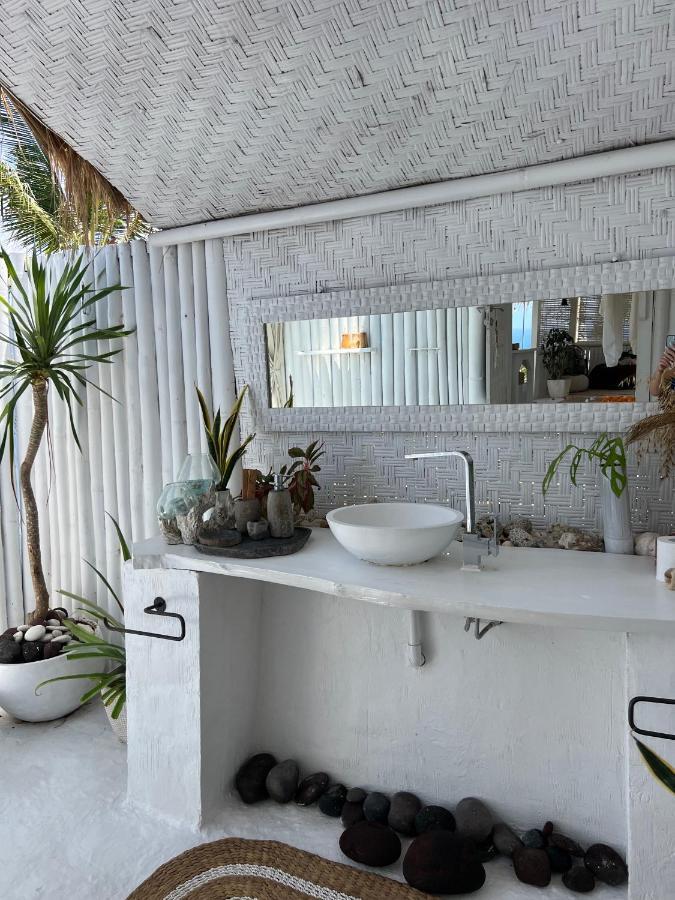 Tropical Glamping Nusa Penida - Private Romantic Seaside Bungalow Diamond Beach Polilit Eksteriør bilde