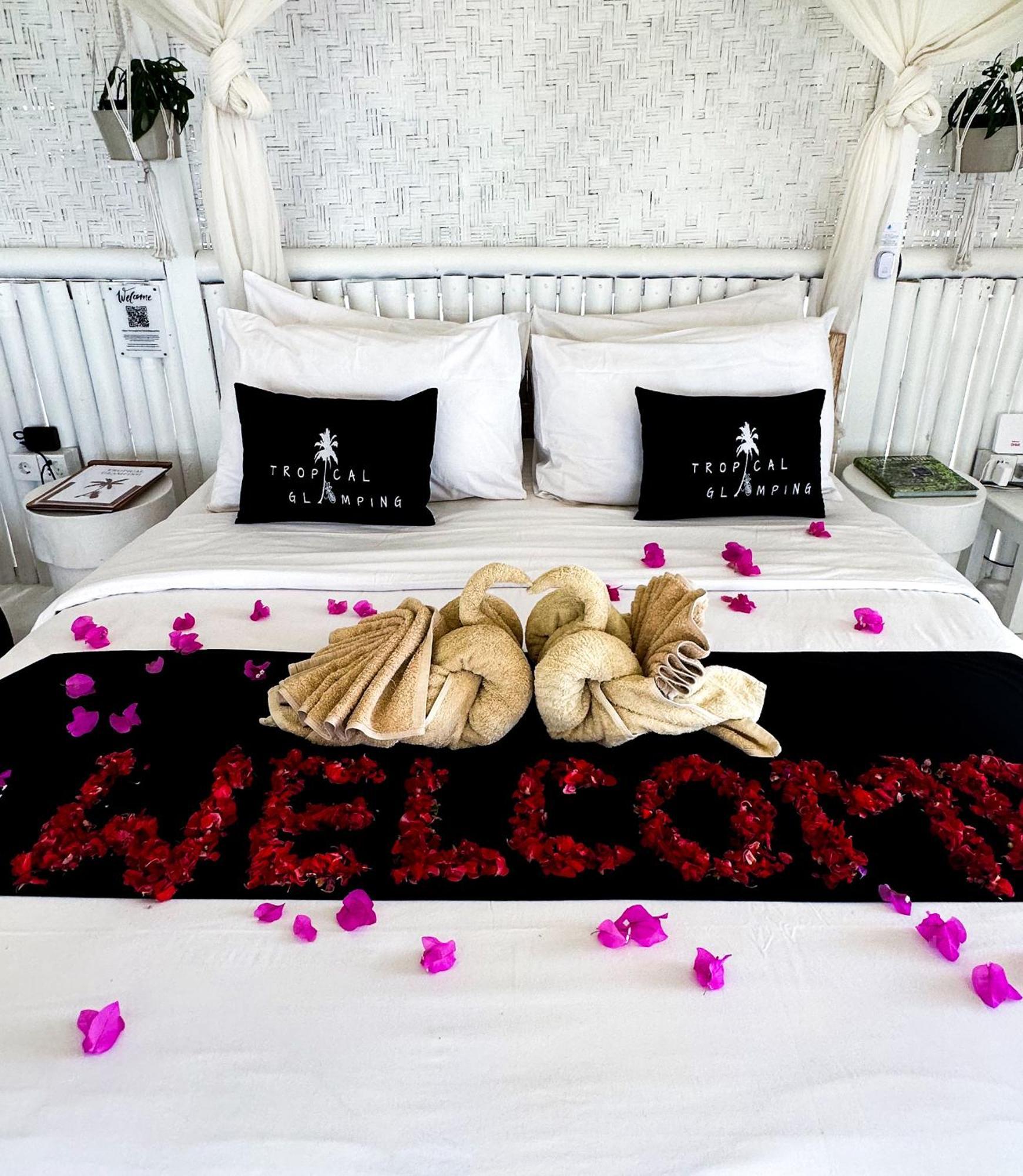 Tropical Glamping Nusa Penida - Private Romantic Seaside Bungalow Diamond Beach Polilit Eksteriør bilde
